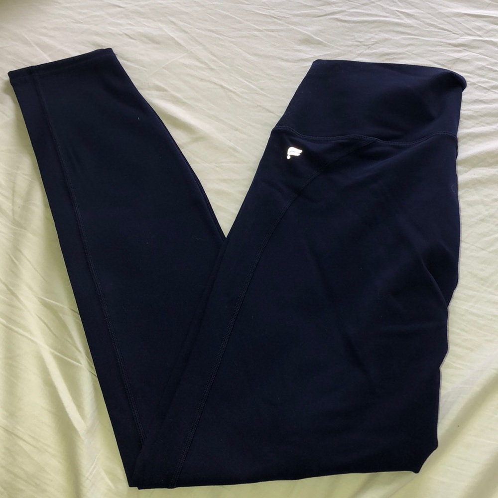 NWT Fabletics High Waisted 7/8 Capri MEDIUM